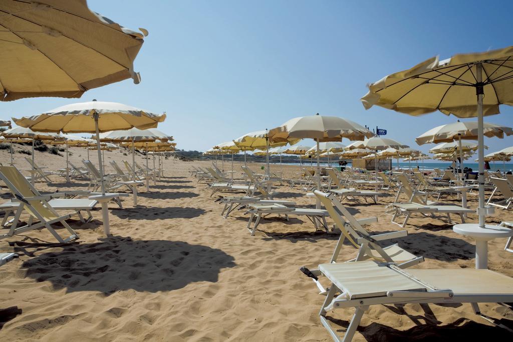 Hotel Igv Club Baia Samuele Sampieri Exterior foto