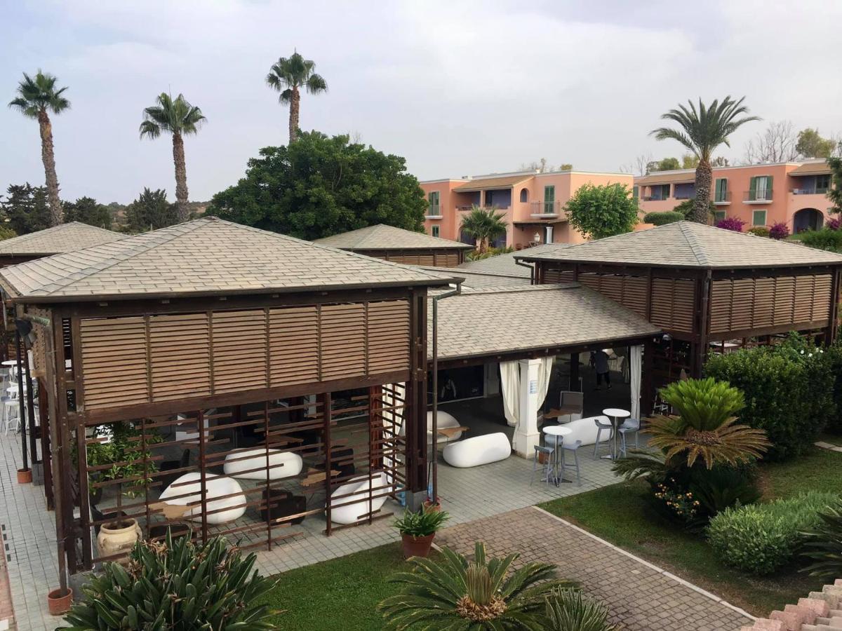Hotel Igv Club Baia Samuele Sampieri Exterior foto